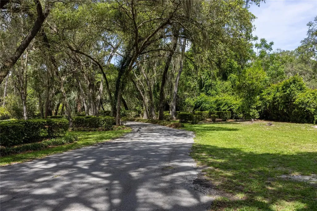 3933 SE State Road 21 Keystone Heights FL 32656