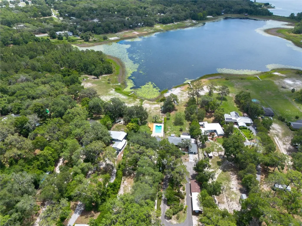 3933 SE State Road 21 Keystone Heights FL 32656