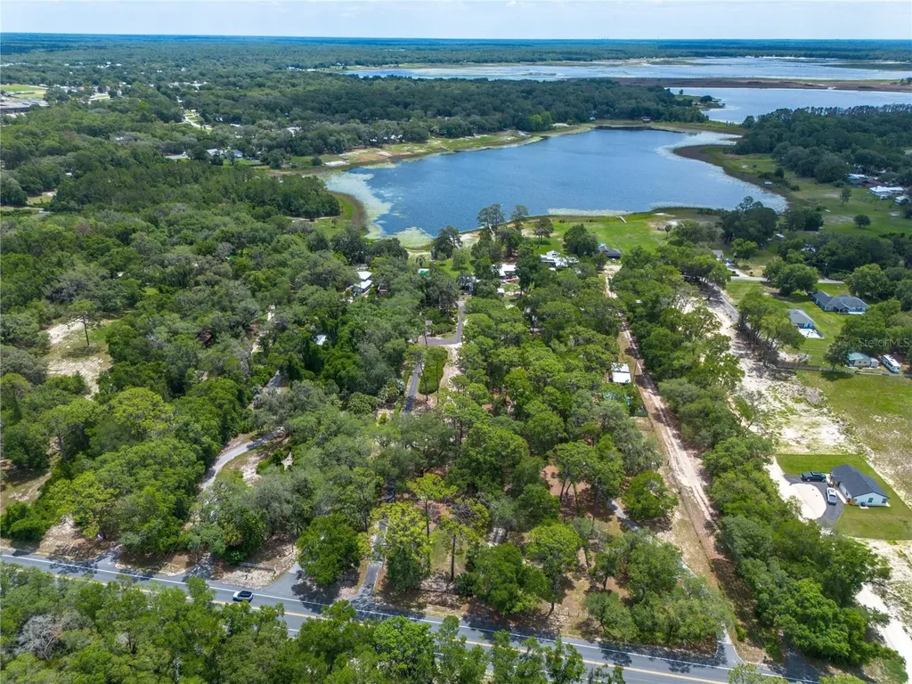 3933 SE State Road 21 Keystone Heights FL 32656