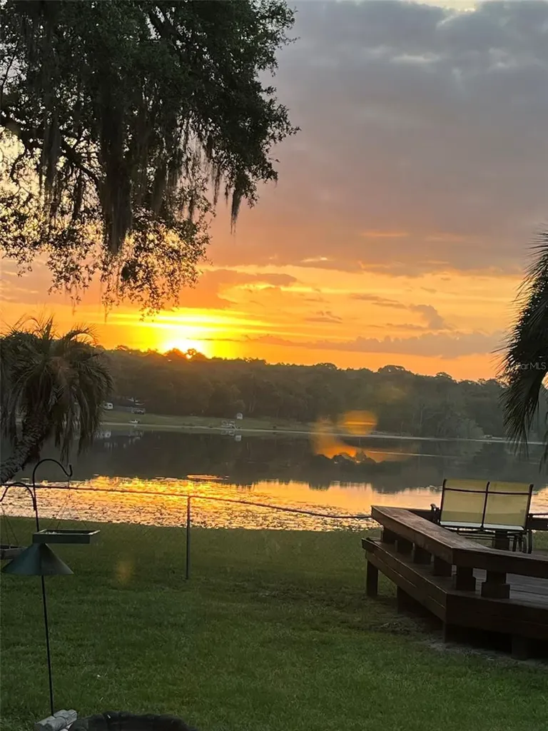 3933 SE State Road 21 Keystone Heights FL 32656