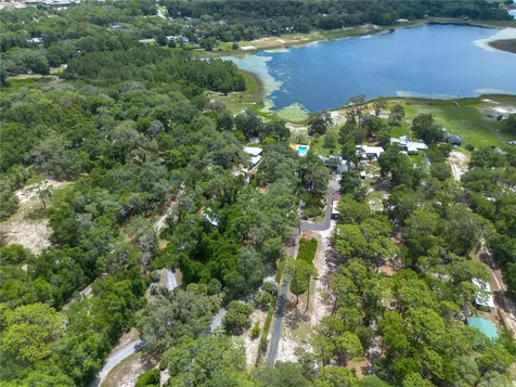 3933 SE State Road 21 Keystone Heights FL 32656