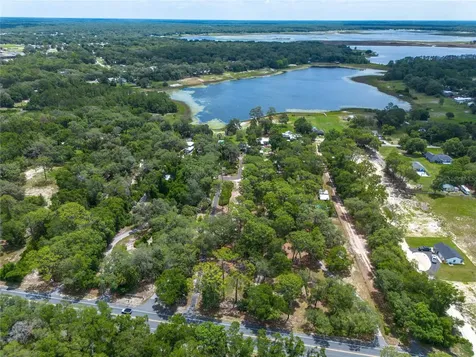 3933 SE State Road 21 Keystone Heights FL 32656