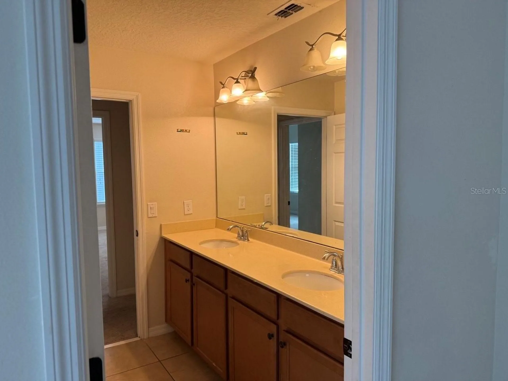 8026 Corkfield Avenue Orlando FL 32832