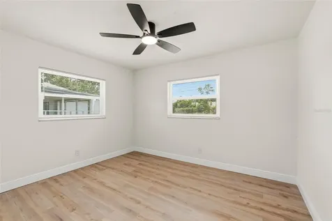 2580 68th Avenue S St Petersburg FL 33712