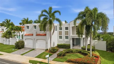 97 Calle Pitirre Montehiedras San Juan PR 00926