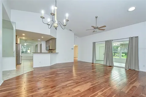 818 Mccallister Avenue Sun City Center FL 33573