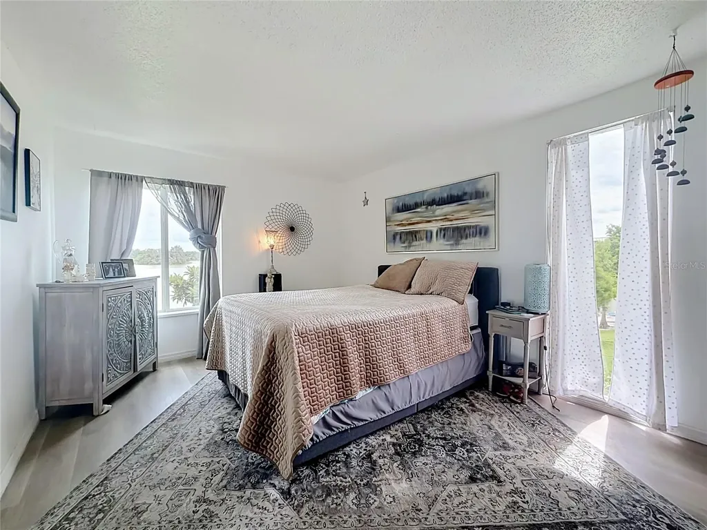 574 Orange Drive Altamonte Springs FL 32701
