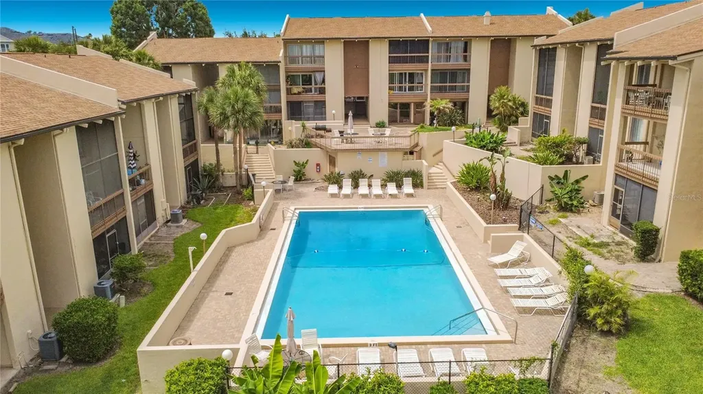 574 Orange Drive Altamonte Springs FL 32701