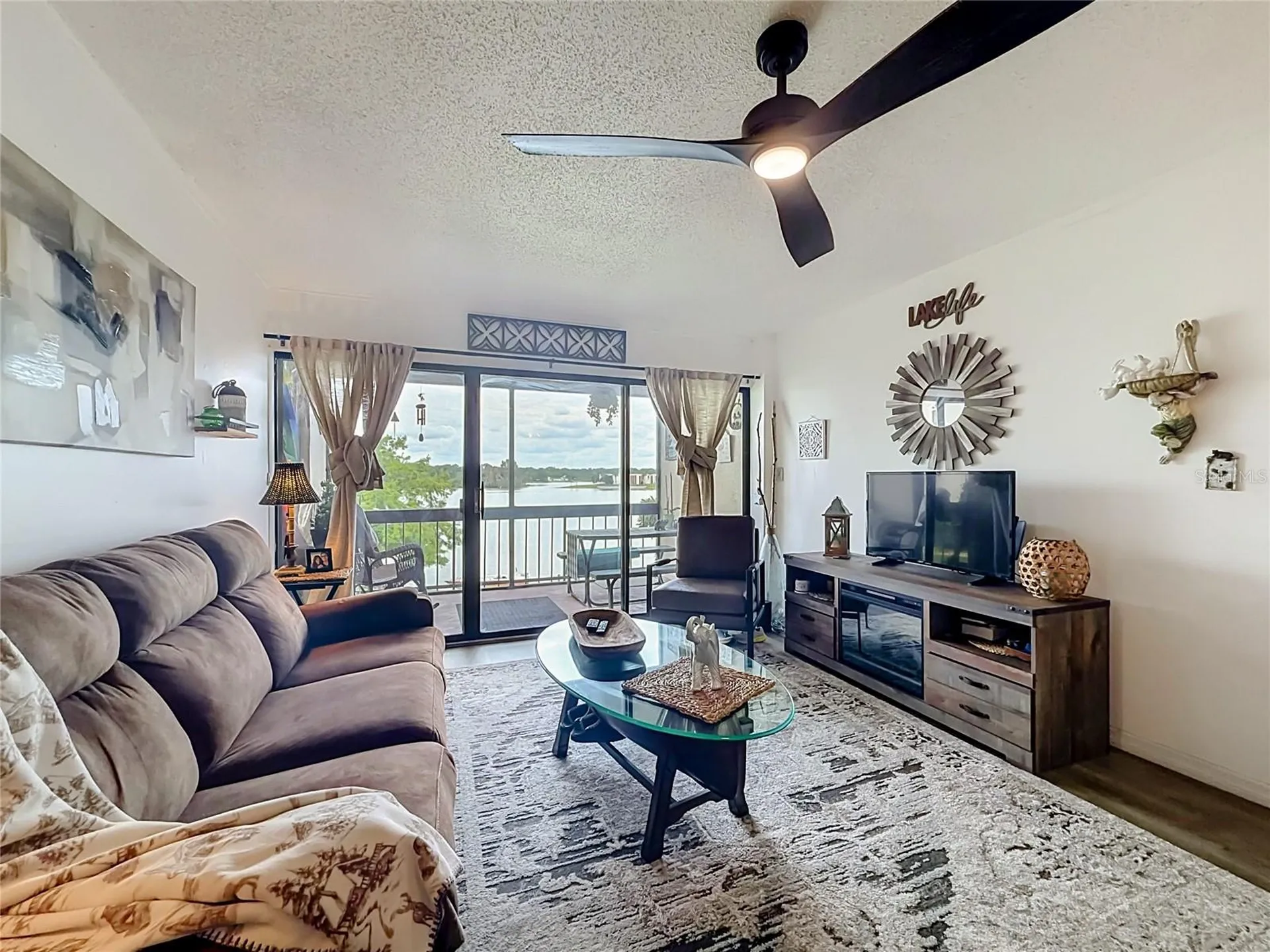 574 Orange Drive Altamonte Springs FL 32701