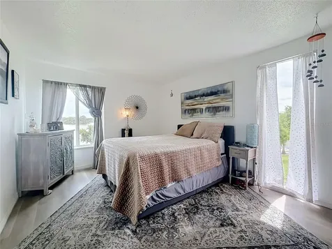 574 Orange Drive Altamonte Springs FL 32701