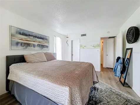 574 Orange Drive Altamonte Springs FL 32701