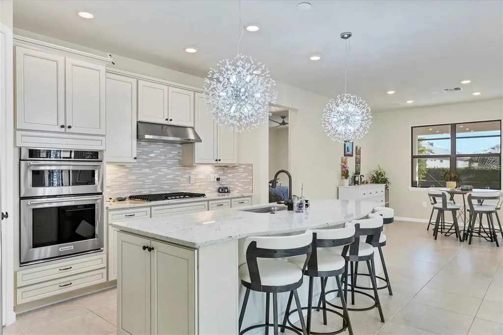 5721 Sweet Leaf Way Sarasota FL 34238