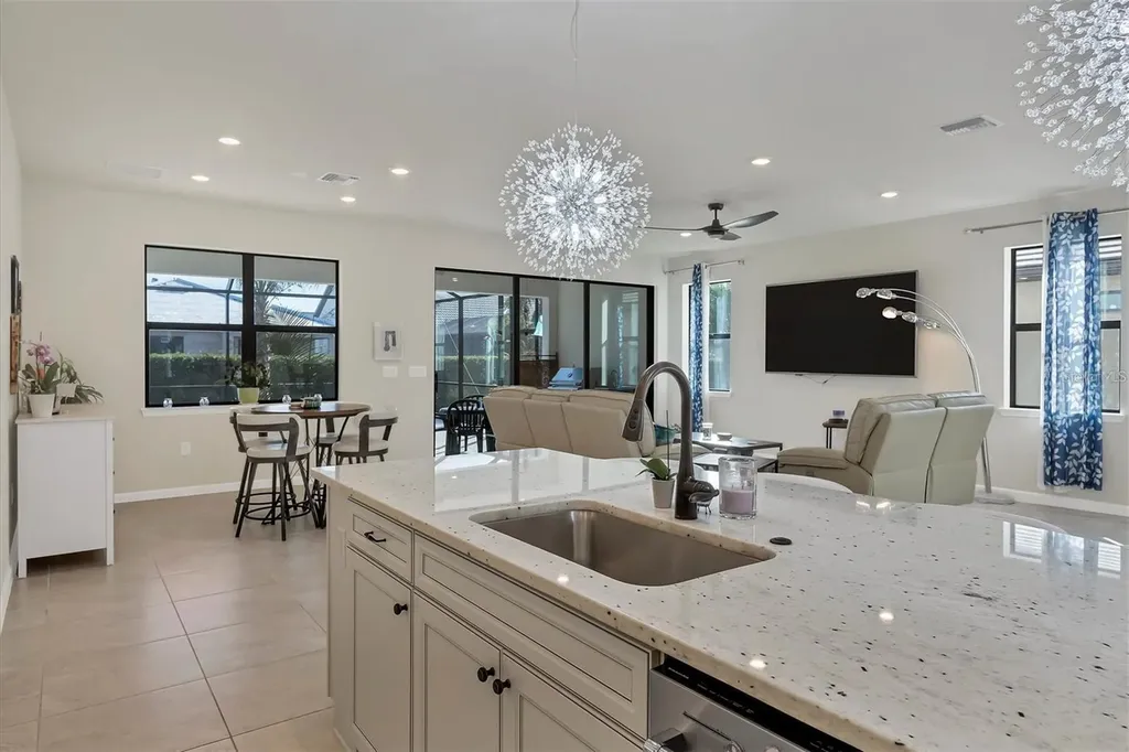 5721 Sweet Leaf Way Sarasota FL 34238