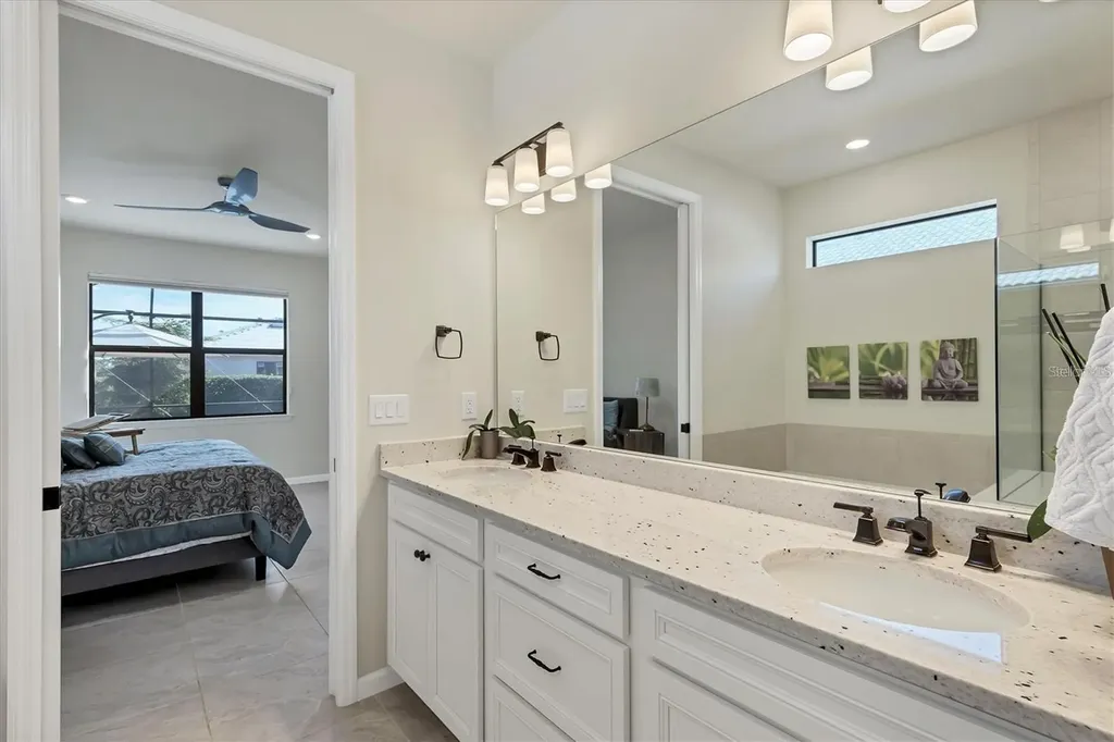 5721 Sweet Leaf Way Sarasota FL 34238