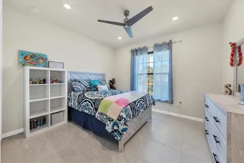 5721 Sweet Leaf Way Sarasota FL 34238