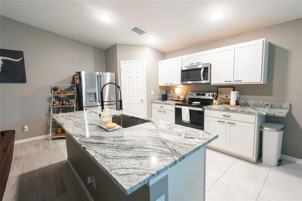 3715 Teakwood Street Fort Myers FL 33905