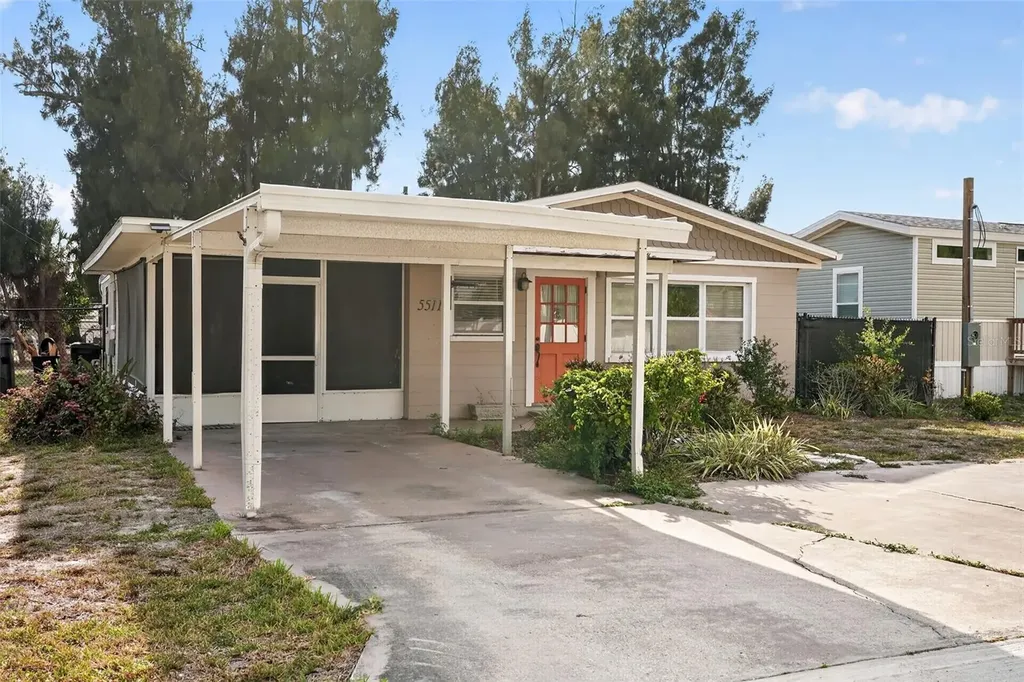 5511 3rd Street W Bradenton FL 34207
