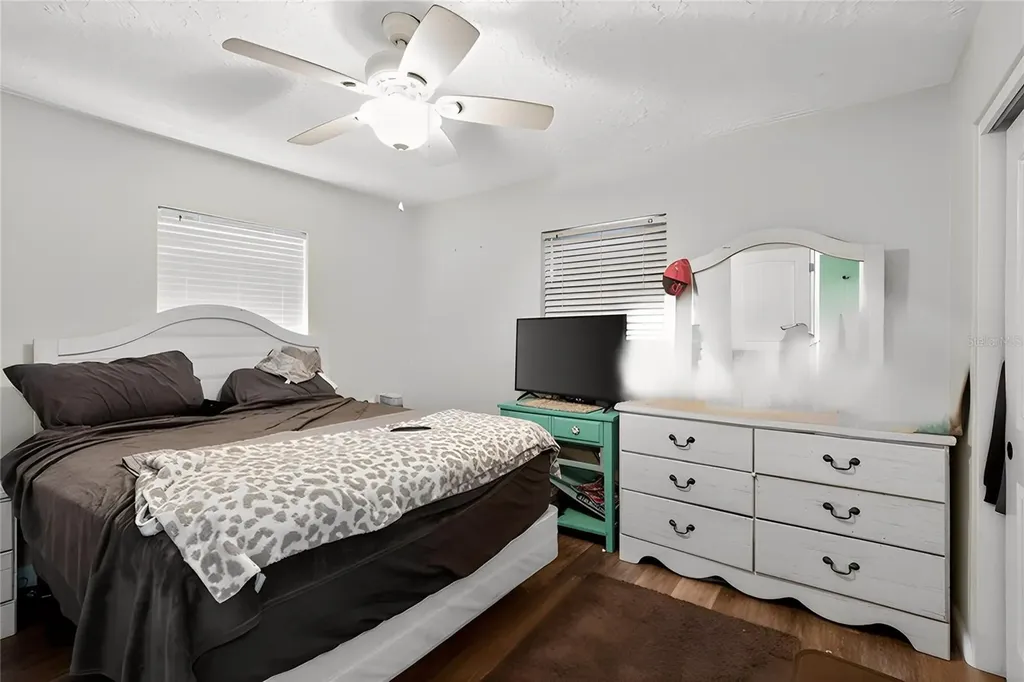 5511 3rd Street W Bradenton FL 34207