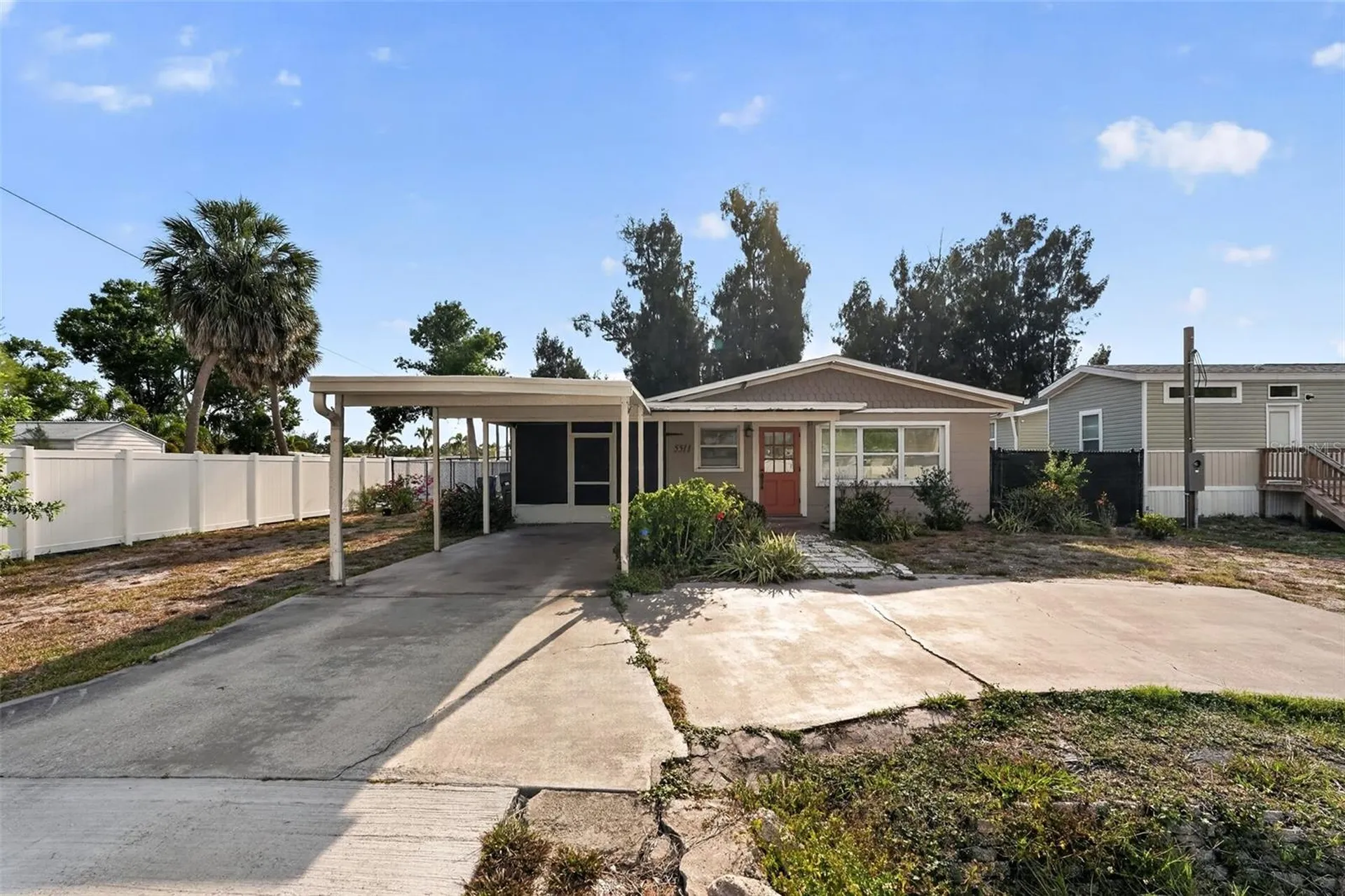5511 3rd Street W Bradenton FL 34207