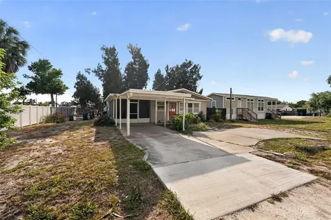 5511 3rd Street W Bradenton FL 34207