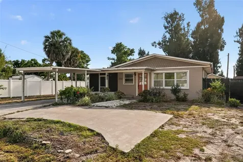 5511 3rd Street W Bradenton FL 34207