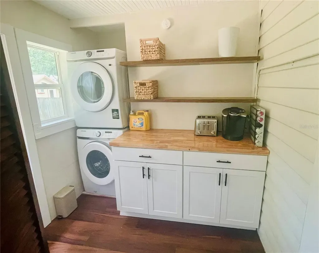 134 N Stone Street Deland FL 32720