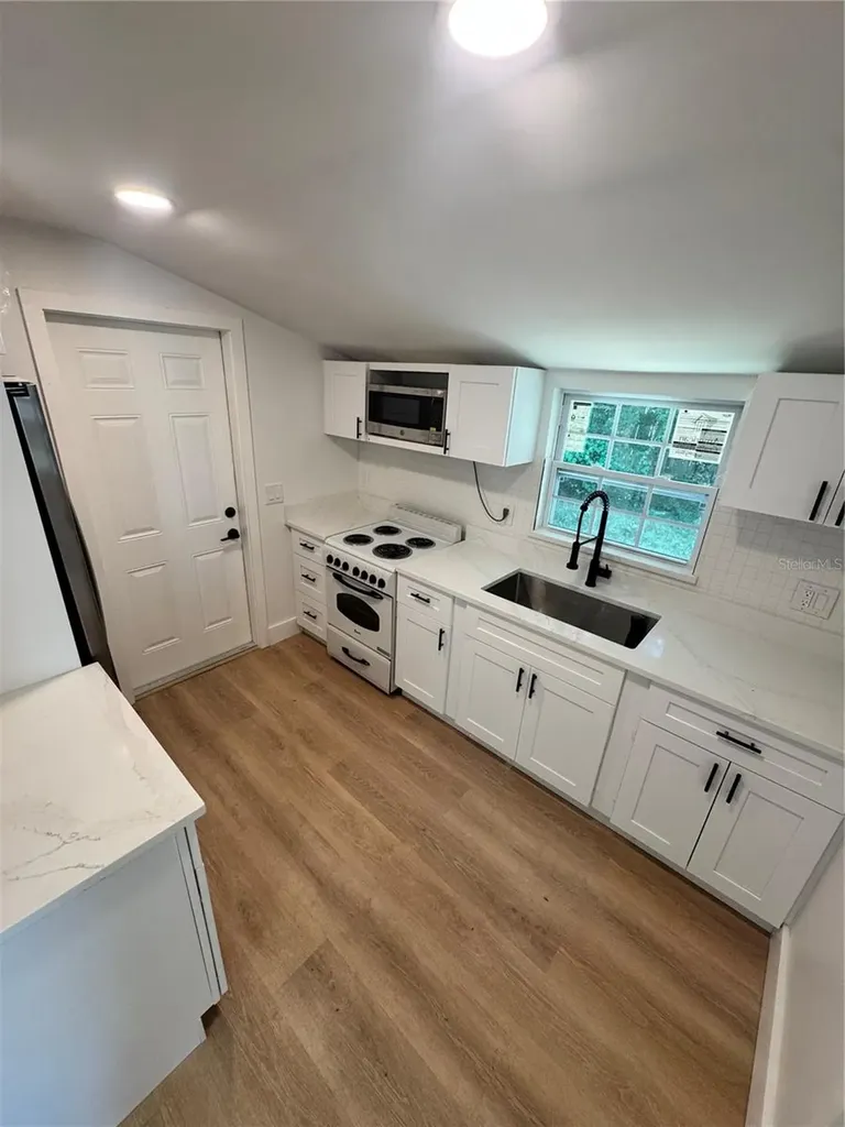 309 E Woodward Avenue Eustis FL 32726