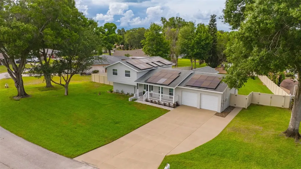 22369 Southshore Drive Land O Lakes FL 34639