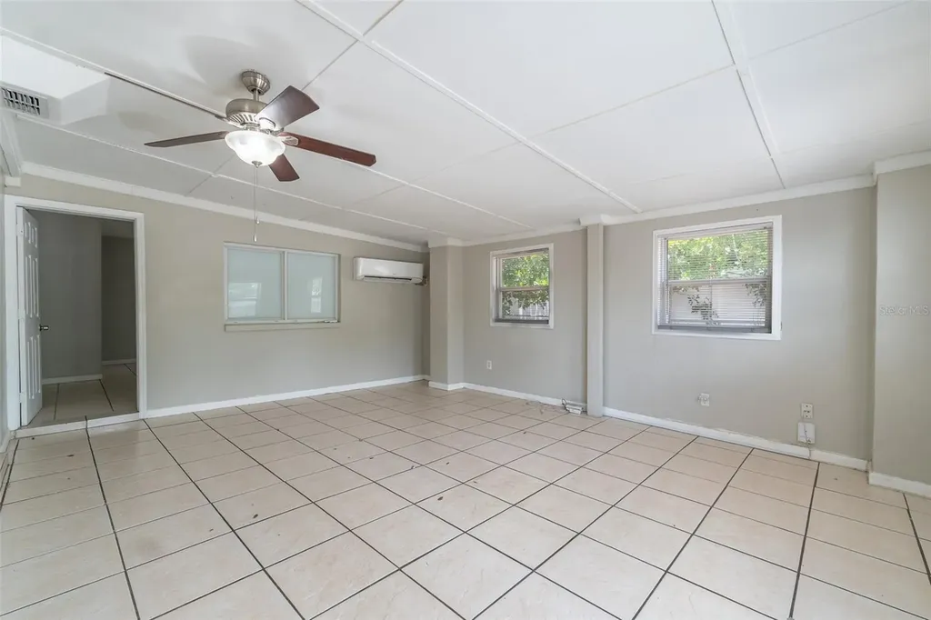 6001 Crestridge Road Tampa FL 33634