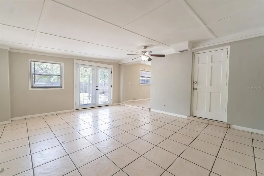 6001 Crestridge Road Tampa FL 33634
