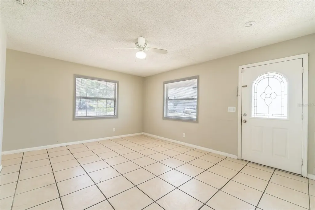 6001 Crestridge Road Tampa FL 33634