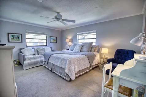 400 Mission Trail E Venice FL 34285