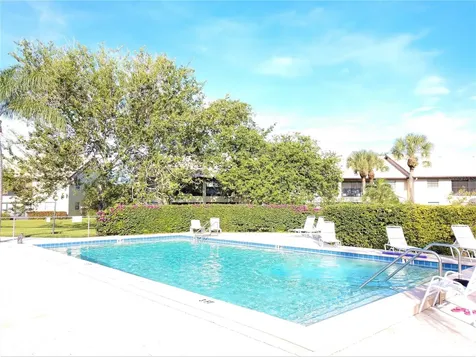 400 Mission Trail E Venice FL 34285