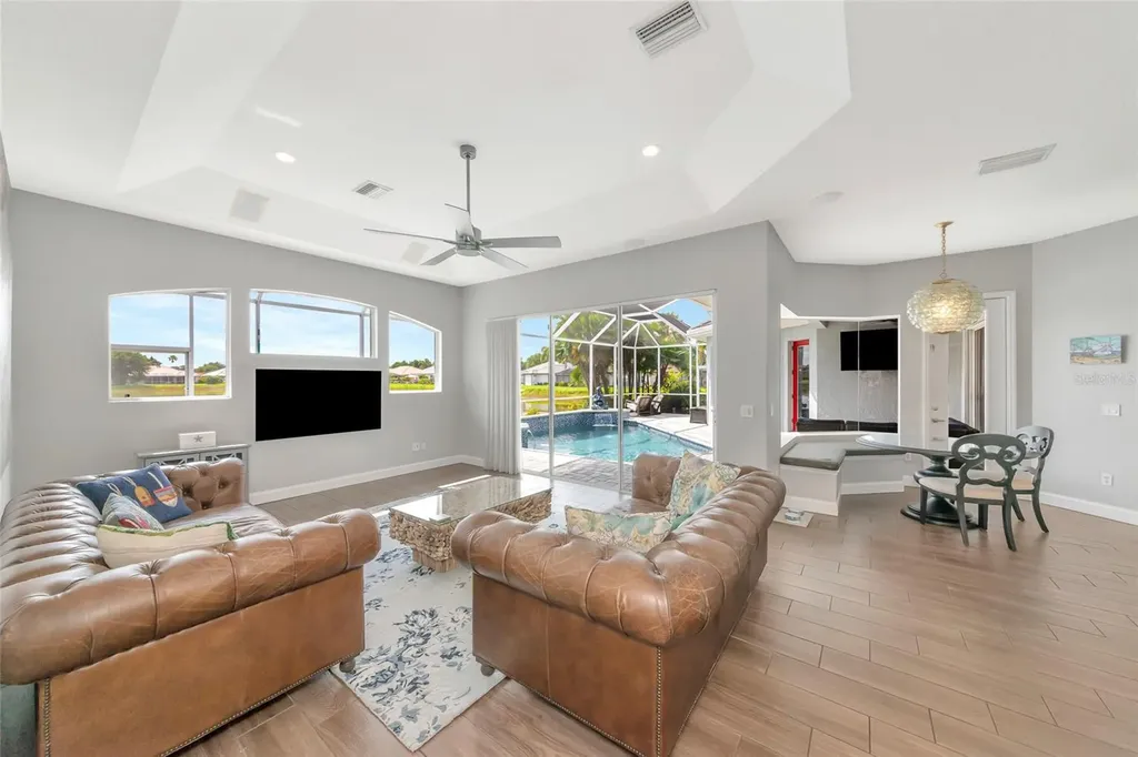 4941 Three Oaks Boulevard Sarasota FL 34233
