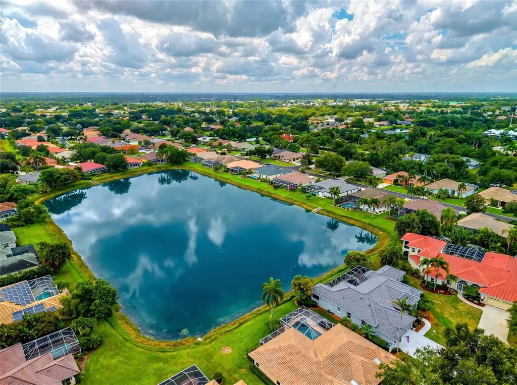 4941 Three Oaks Boulevard Sarasota FL 34233