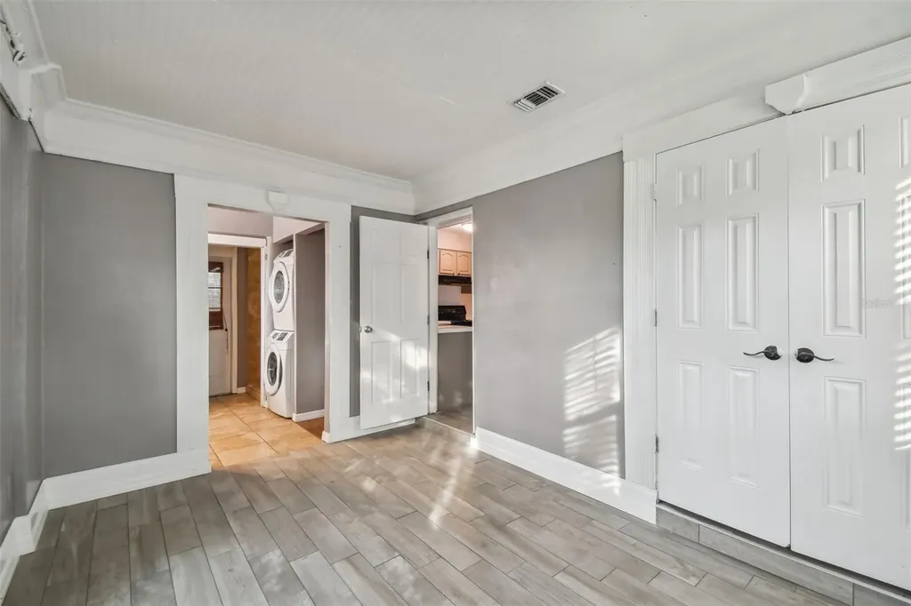 1921 W State Street Tampa FL 33606
