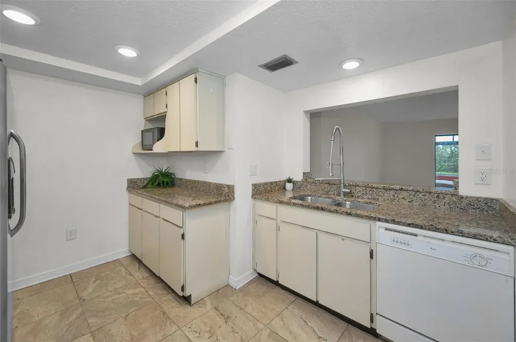 2971 Estancia Boulevard Clearwater FL 33761