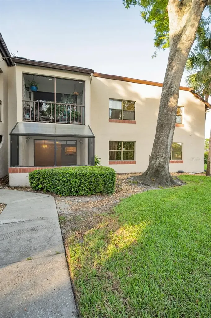 2971 Estancia Boulevard Clearwater FL 33761