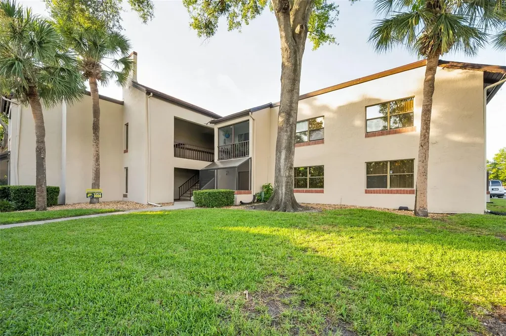 2971 Estancia Boulevard Clearwater FL 33761