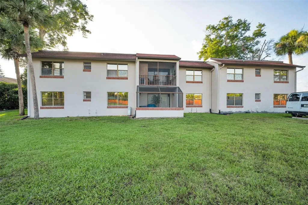 2971 Estancia Boulevard Clearwater FL 33761