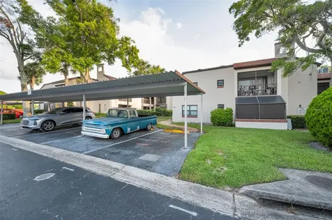 2971 Estancia Boulevard Clearwater FL 33761