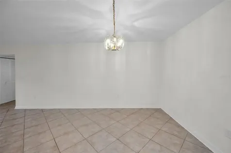 2971 Estancia Boulevard Clearwater FL 33761