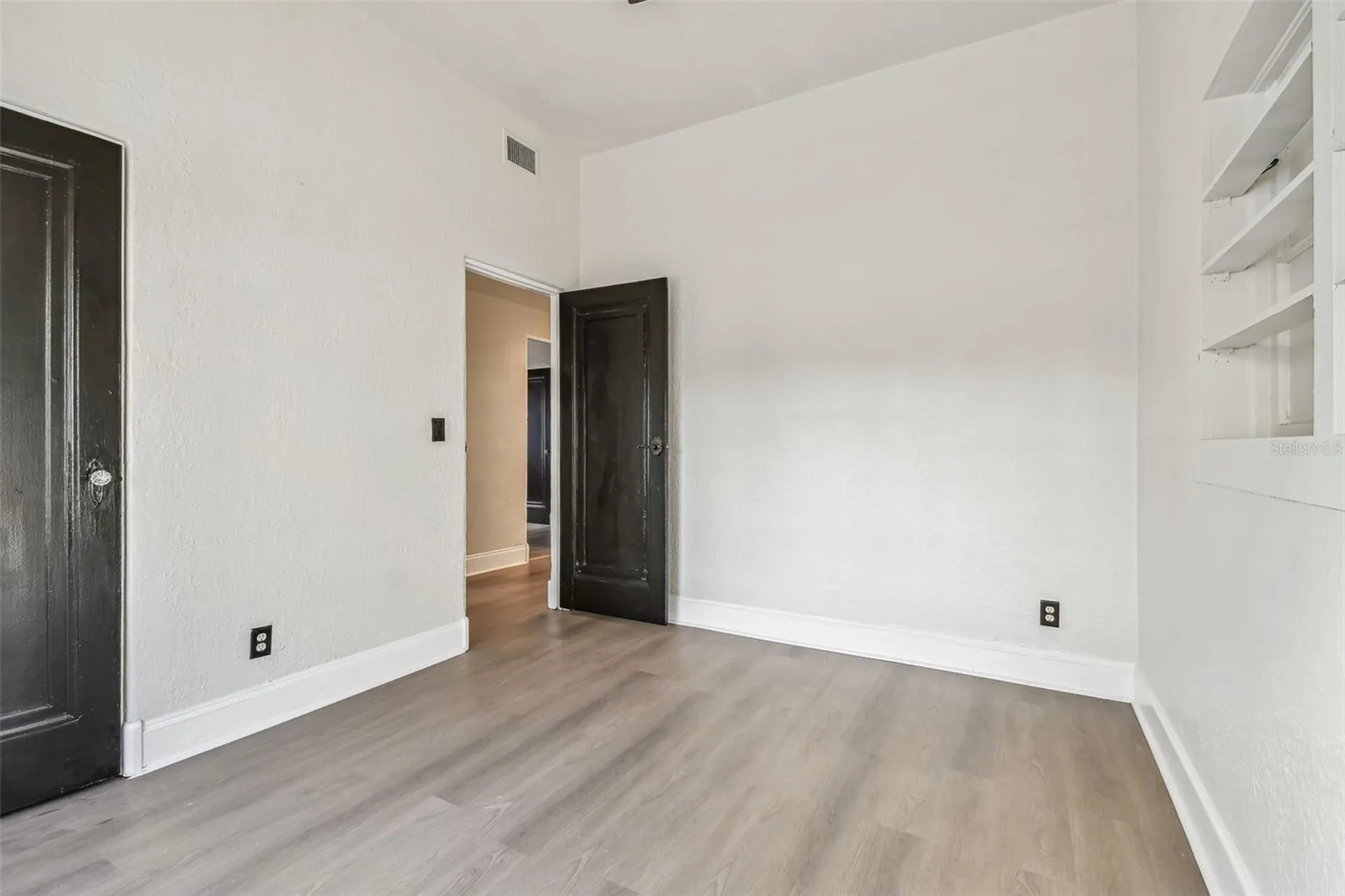 2102 W La Salle Street Tampa FL 33607