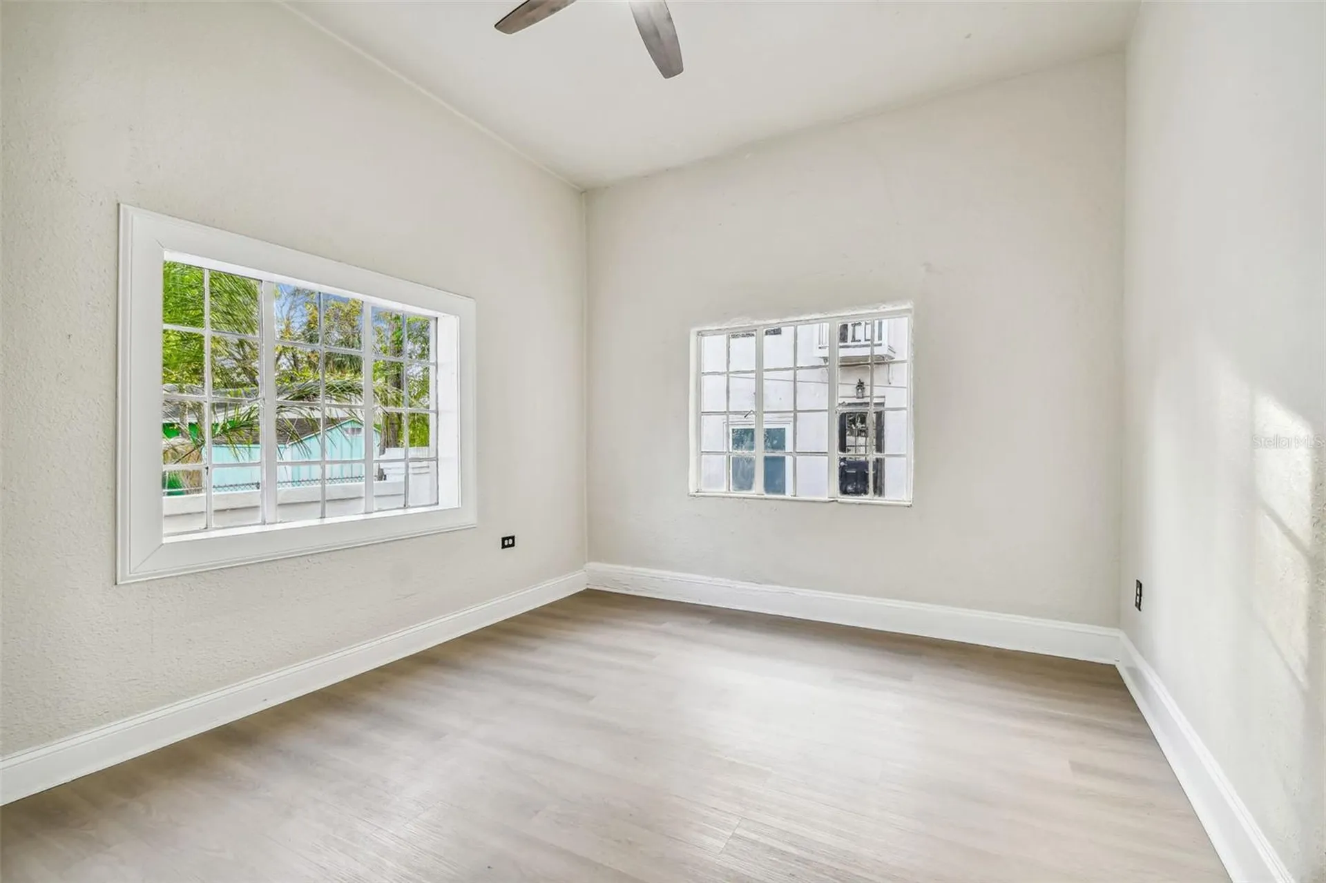 2102 W La Salle Street Tampa FL 33607