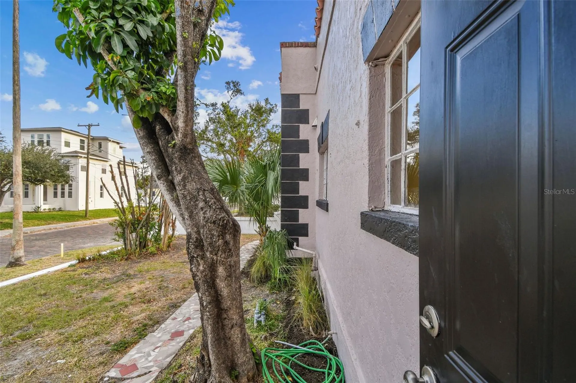 2102 W La Salle Street Tampa FL 33607