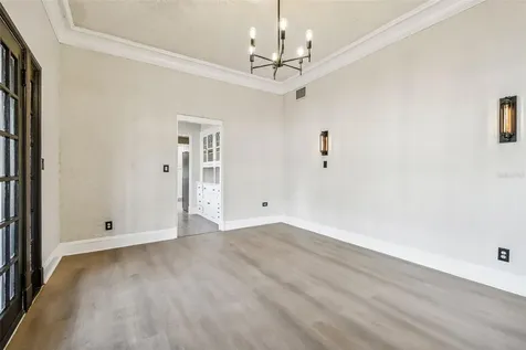 2102 W La Salle Street Tampa FL 33607