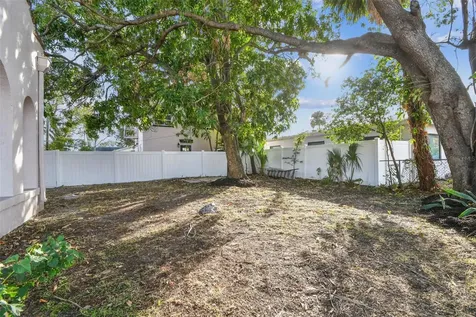 2102 W La Salle Street Tampa FL 33607