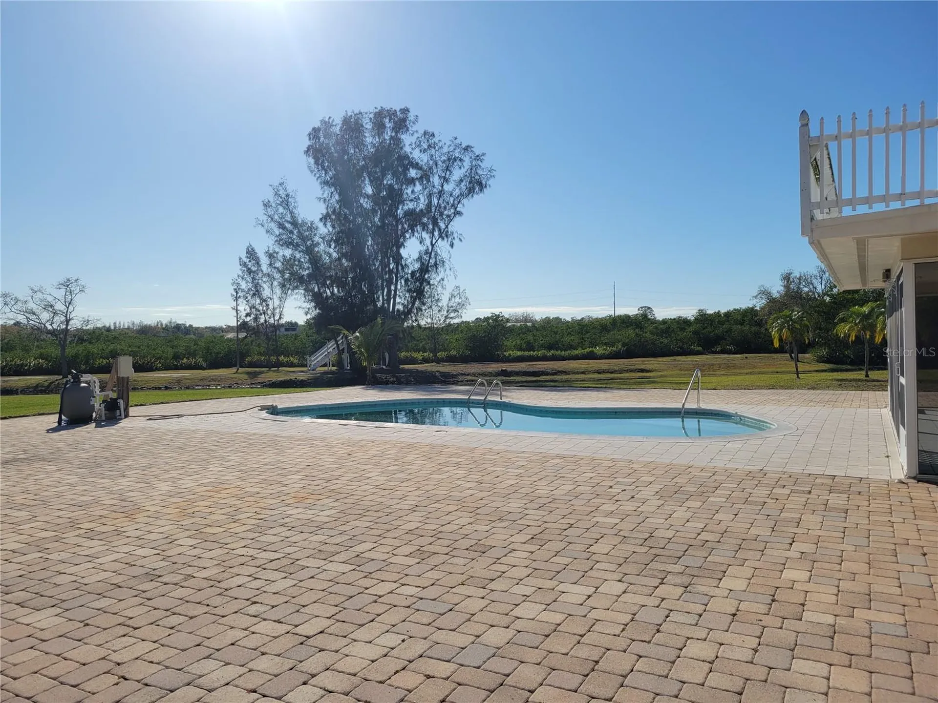 1730 Robinhood Lane Clearwater FL 33764