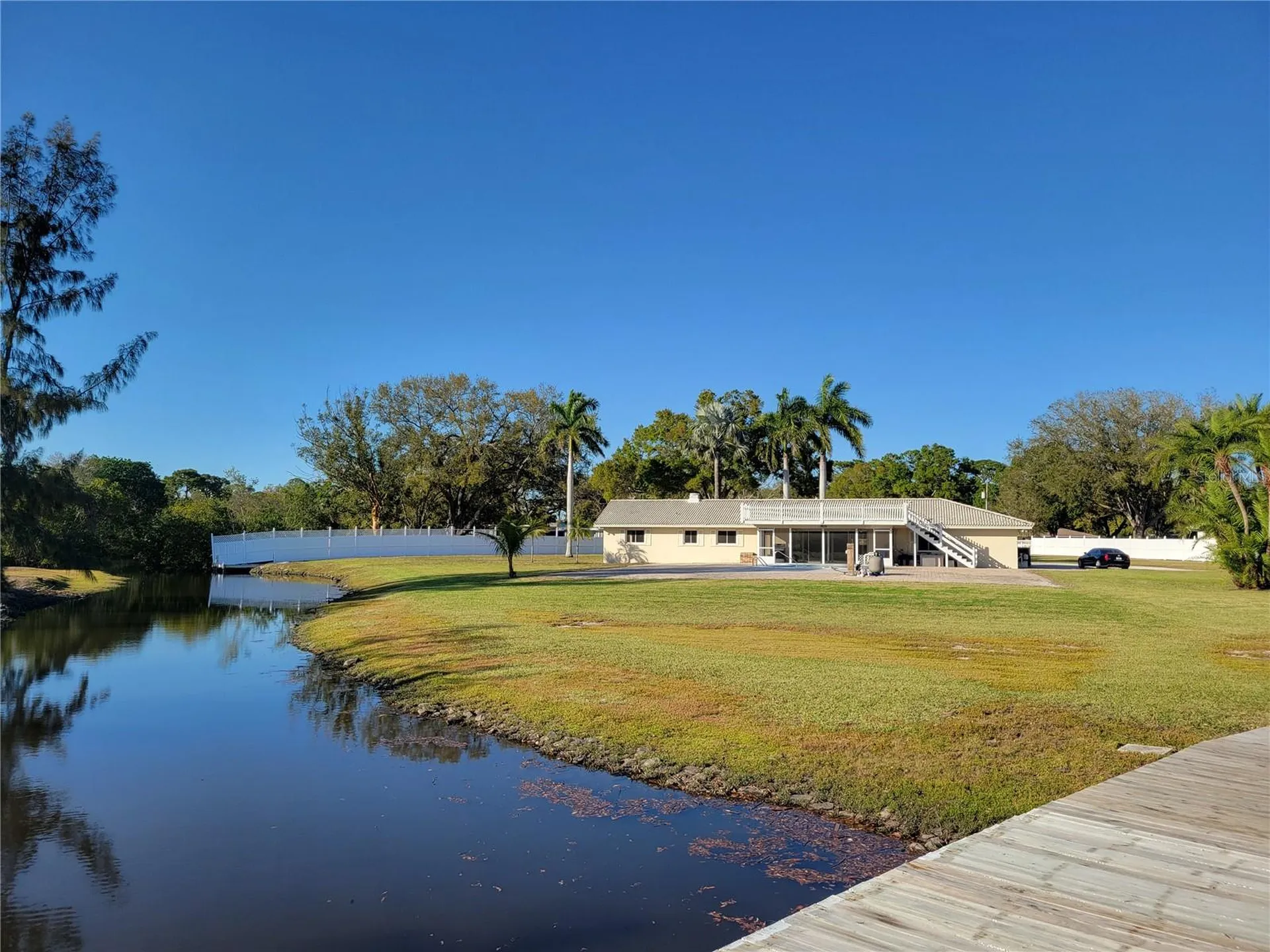 1730 Robinhood Lane Clearwater FL 33764