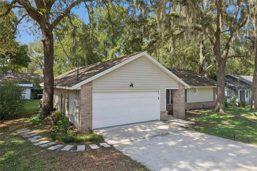1320 4th Street Orange City FL 32763